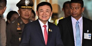 تايلاند: إطلاق سراح مشروط لرئيس الوزراء السابق تاكسين شيناواترا