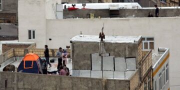 ایرانیها به سمت اجاره پشت بام و زیر زمین رفتند!