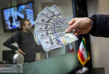 یک نمایند مجلس ایران : قیمت دولار به ۹۰ و ۱۰۰ هزار تومان برسد یعنی فروپاشی اقتصادی کشور