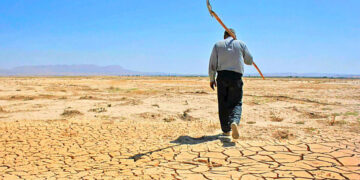 رئيس منظمة إدارة الأزمات في إيران: تجاوزنا الخط الأحمر لسحب المياه الجوفية