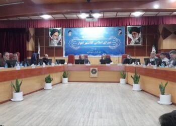 لماذا لا يدخل مكتب المحافظ في قصة رئيس البلدية ومجلس الأحواز؟