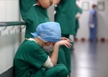 موج مهاجرت پرستاران؛ عُمان ۶ برابر ایران حقوق می‌دهد!