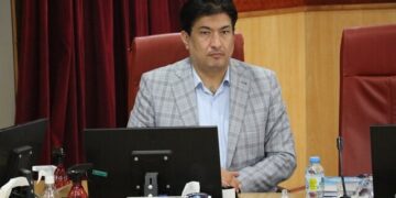 شهردار احواز توان خدمت به شهروندان را ندارد