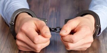 یکی از اعضای شورای شهر معشور بازداشت شد