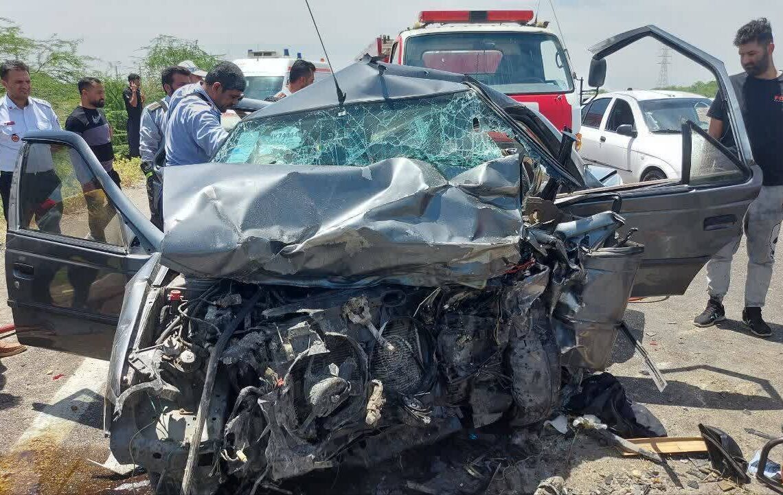 حادث بشع و وفاة ثلث أشخاص  في حادث سير على طريق الأحواز _عبادان